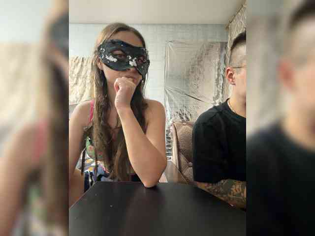 TWOLOVEsX