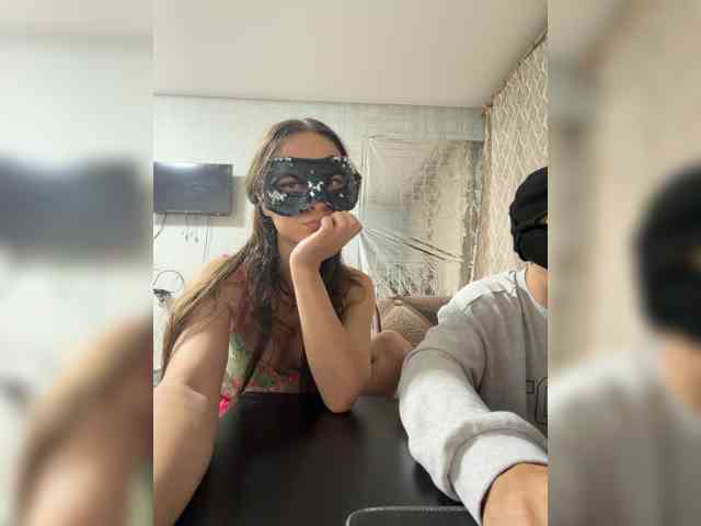 TWOLOVEsX