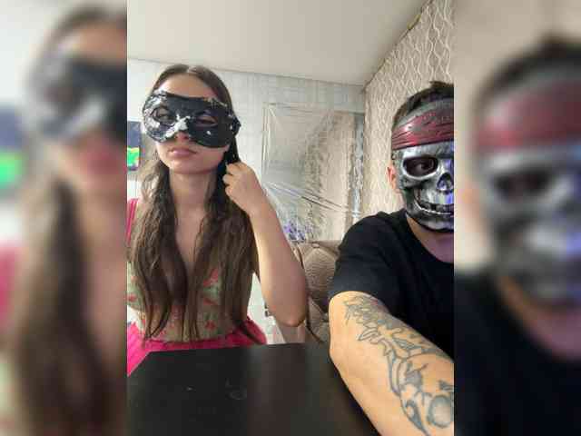 TWOLOVEsX