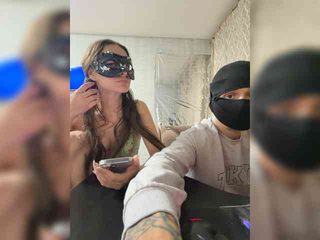 TWOLOVEsX