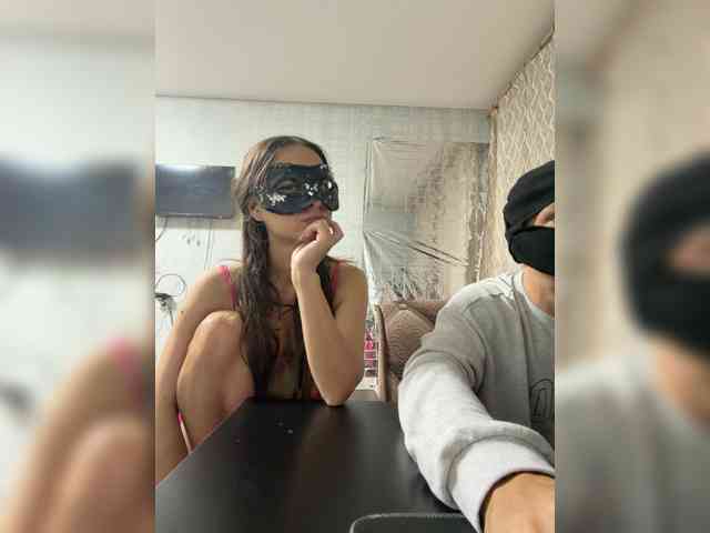 TWOLOVEsX