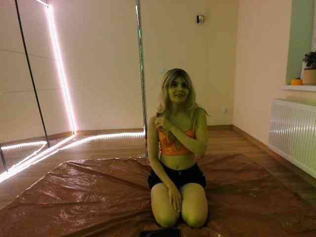 Sexilove100011 webcam