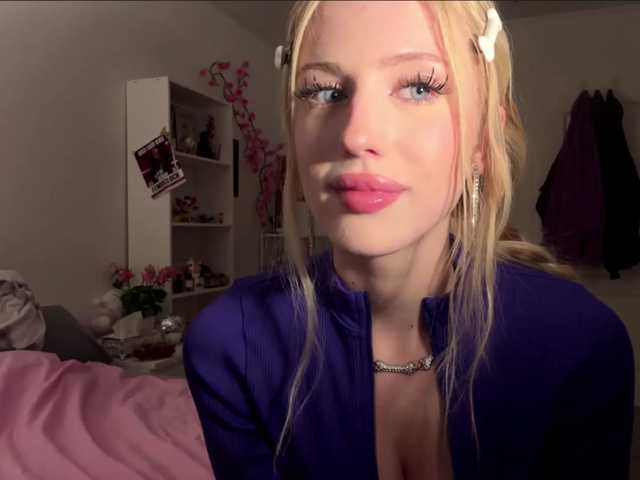angelalice live cam on BongaCams