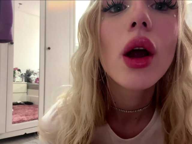 angelalice live cam on BongaCams