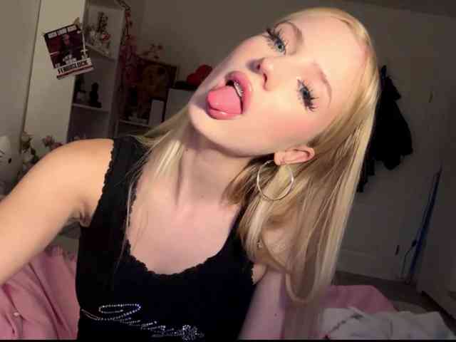 Model: angelalice