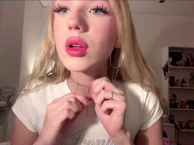 Model: angelalice