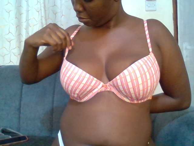 hornyprincesss, live now on BongaCams
