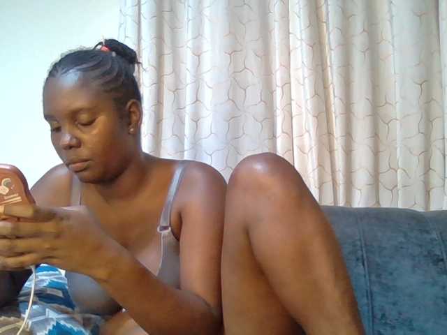 hornyprincesss, en vivo ahora en BongaCams