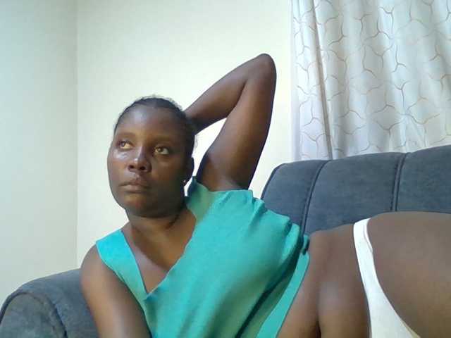 hornyprincesss live cam preview