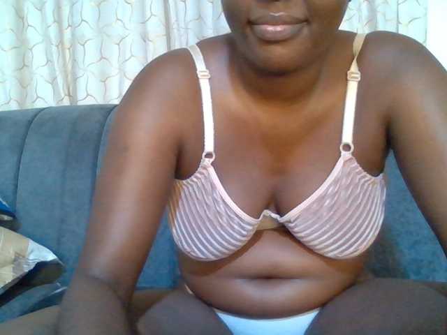 hornyprincesss live cam preview