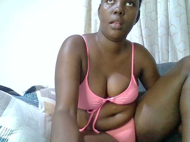 hornyprincesss live cam preview