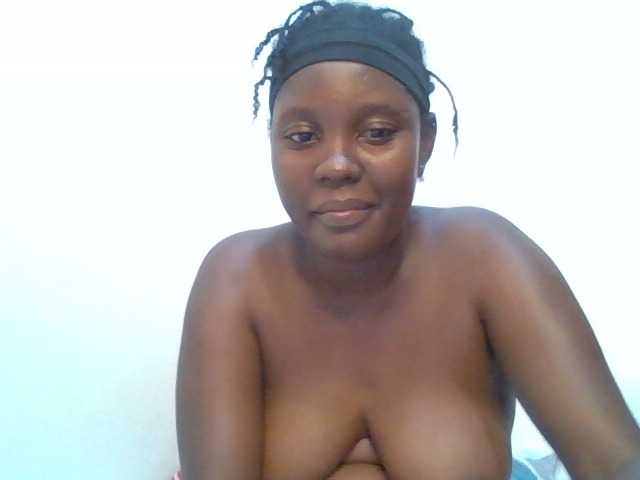 hornyprincesss live cam preview