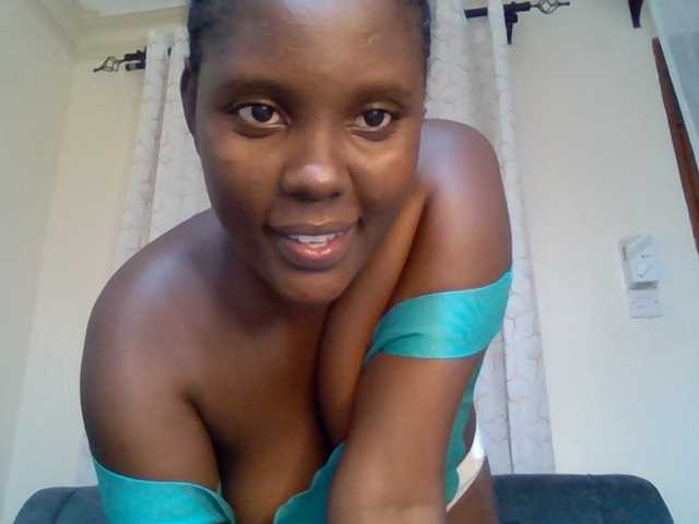 hornyprincesss live cam preview