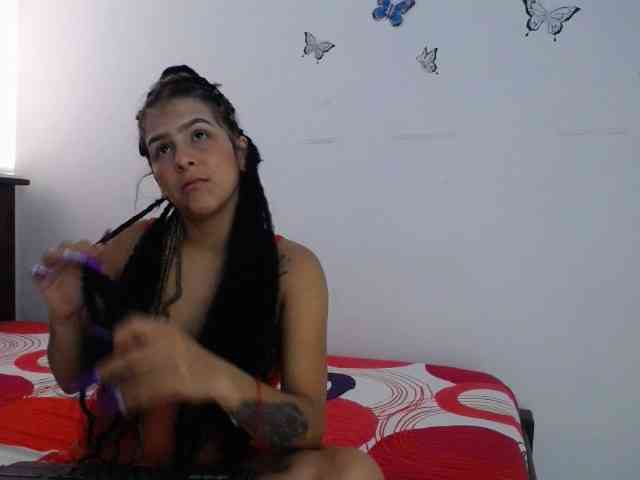 Alejababy webcam