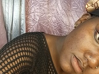 Suckmytirries's Live Webcam