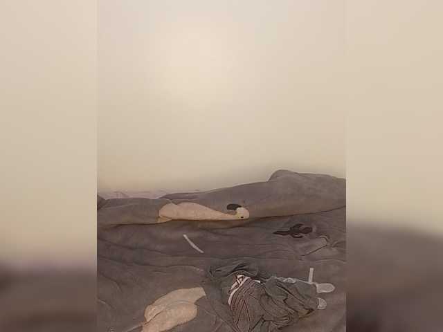 Suckmytirries live cam on BongaCams