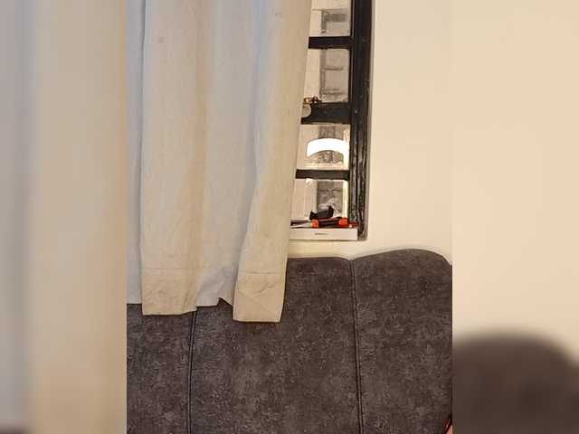 Suckmytirries live cam on BongaCams