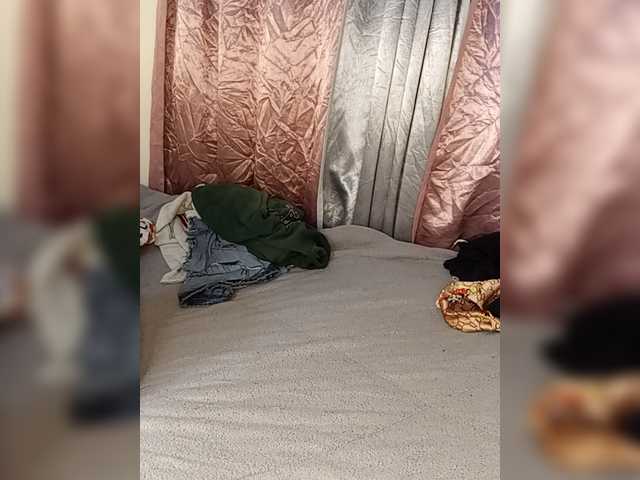 Suckmytirries live cam on BongaCams
