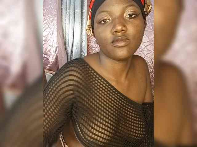 Model: Suckmytirries