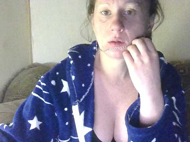 DomixDomi live cam preview