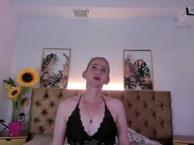 AsshleySofty live cam preview