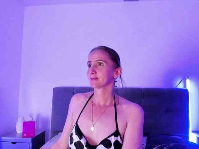 AsshleySofty webcam