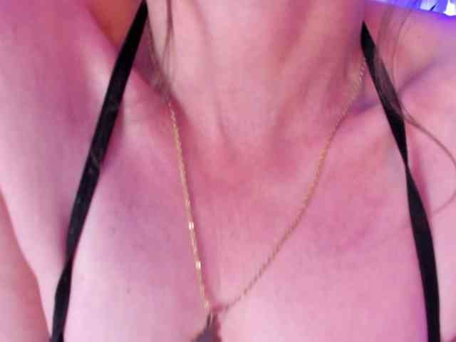 AsshleySofty webcam