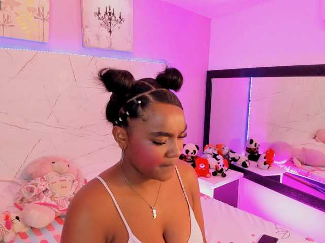 SAMANTHASWEET live cam on BongaCams