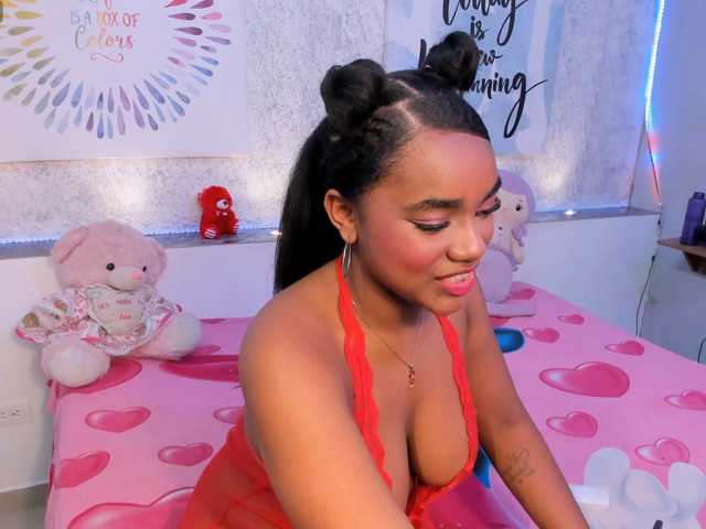 SAMANTHASWEET live cam on BongaCams