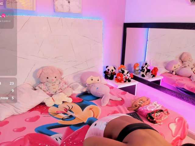 SAMANTHASWEET live cam on BongaCams