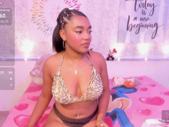 SAMANTHASWEET live cam on BongaCams