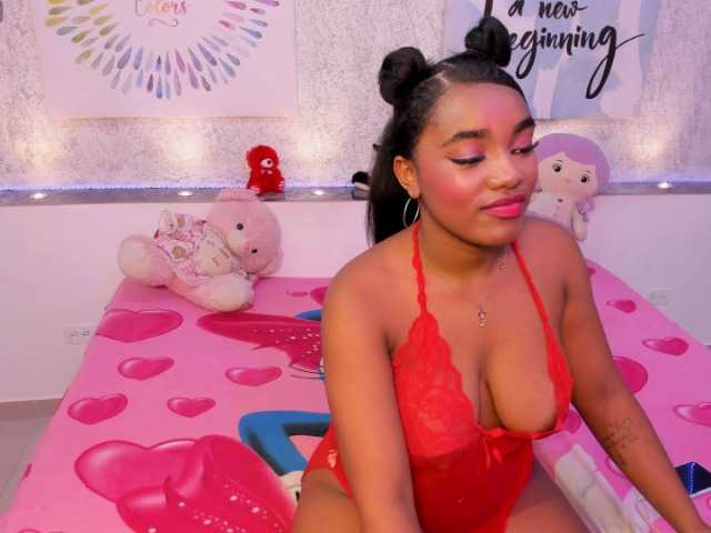 SAMANTHASWEET live cam on BongaCams