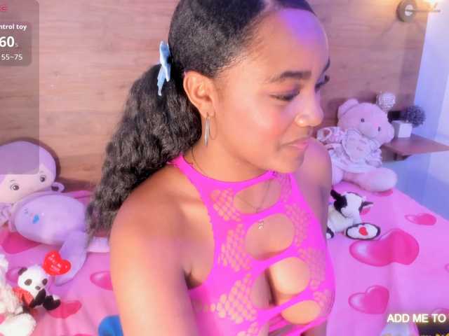 SAMANTHASWEET live cam on BongaCams