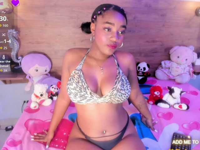 SAMANTHASWEET live cam on BongaCams