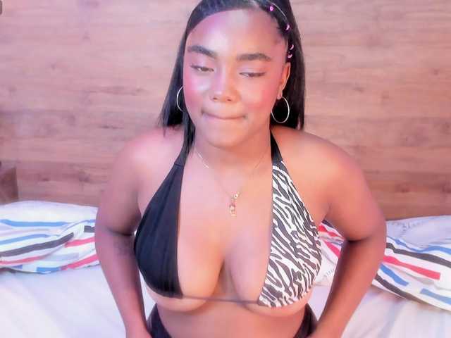 SAMANTHASWEET live cam on BongaCams