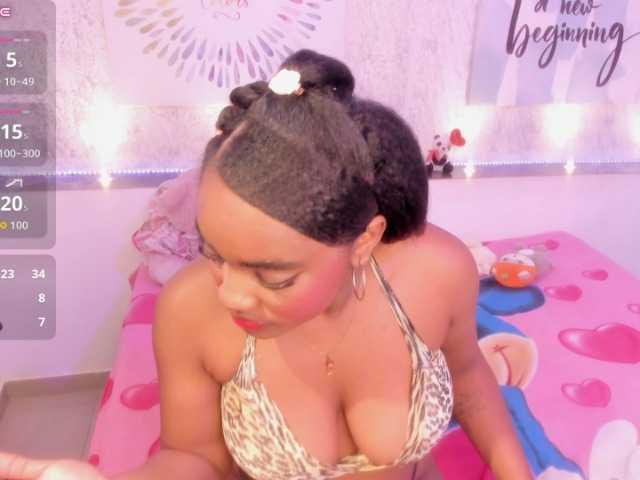 SAMANTHASWEET live cam on BongaCams