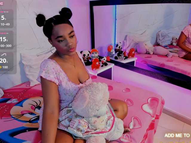 SAMANTHASWEET live cam on BongaCams