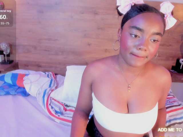 SAMANTHASWEET live cam on BongaCams