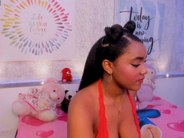 SAMANTHASWEET live cam on BongaCams