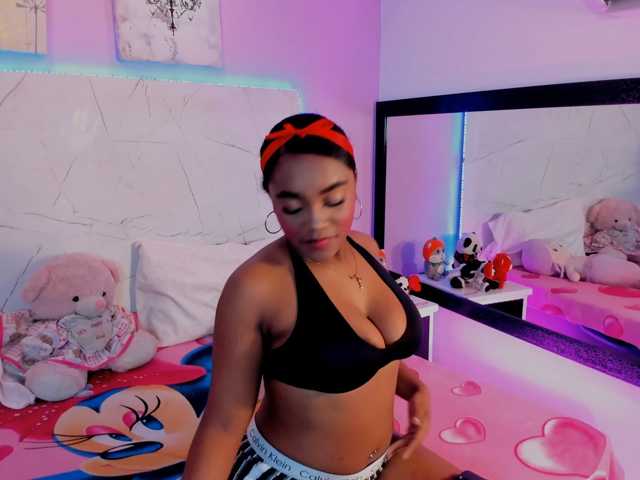 SAMANTHASWEET live cam on BongaCams