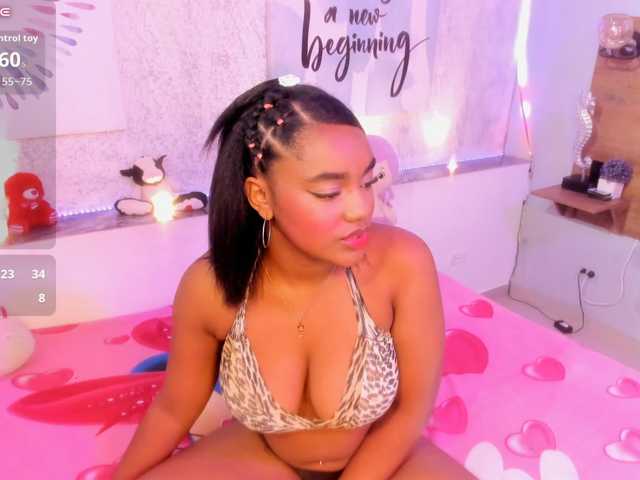 SAMANTHASWEET live cam on BongaCams