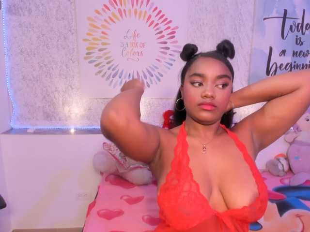 SAMANTHASWEET live cam on BongaCams