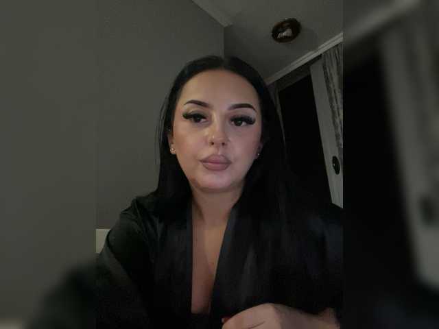 Xhina live cam preview