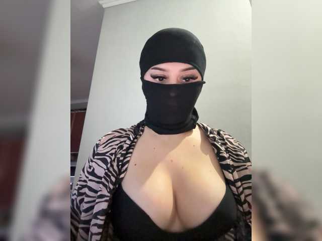 Xhina live cam on BongaCams