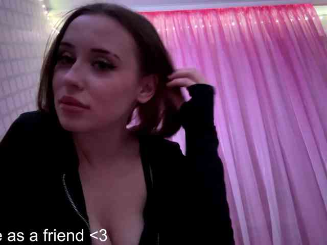SophiaGrams webcam
