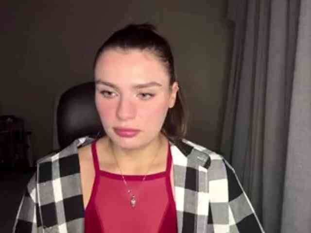 MaryJanesi webcam