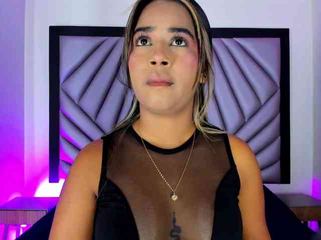 Zoeevans5 webcam