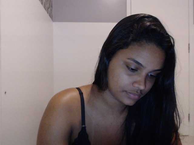 LoverIris, en directo ahora en BongaCams