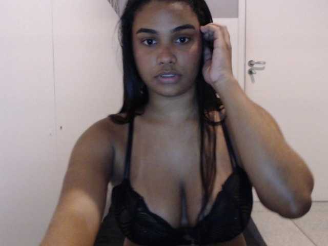 LoverIris live cam on BongaCams