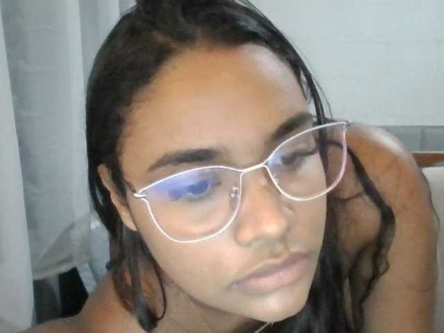 LoverIris live cam on BongaCams